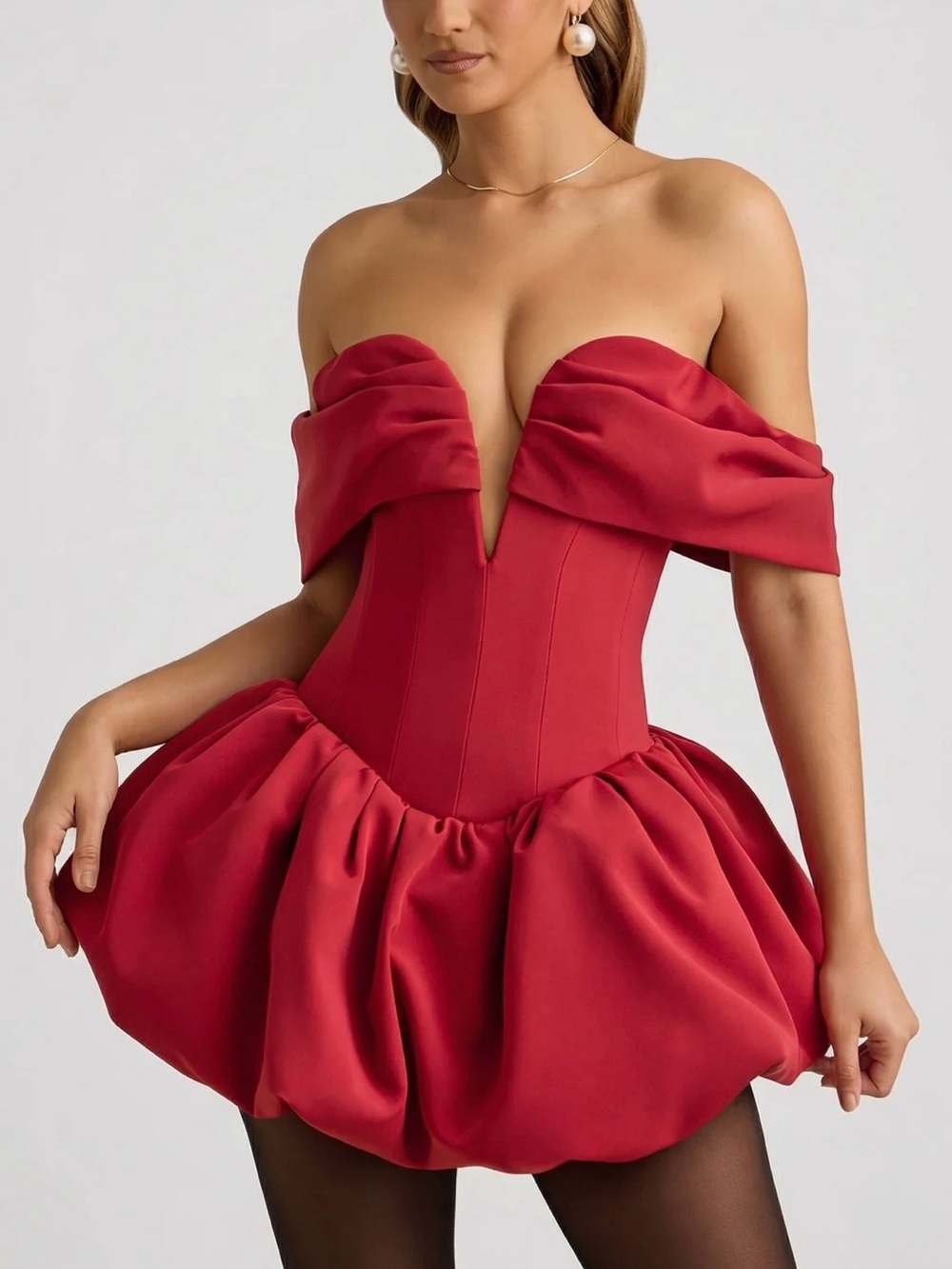 Oh Polly Jessamy Red Off-Shoulder Bubble Hem Corset Mini Dress Size 6 New